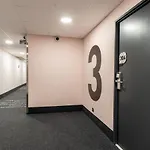 B&B HOTEL Marseille Prado Parc des Expositions