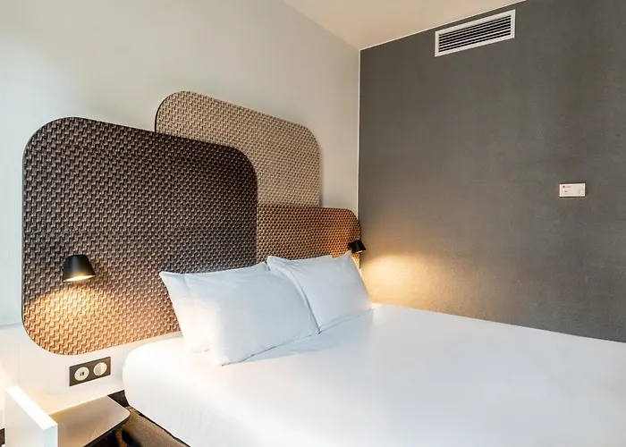 B&B HOTEL Marseille Prado Parc des Expositions
